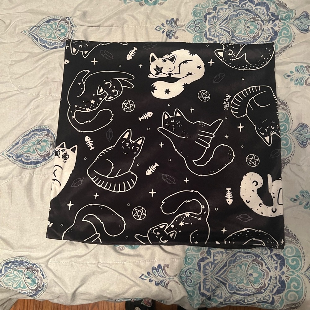 Killstar catnap accent pillow case
